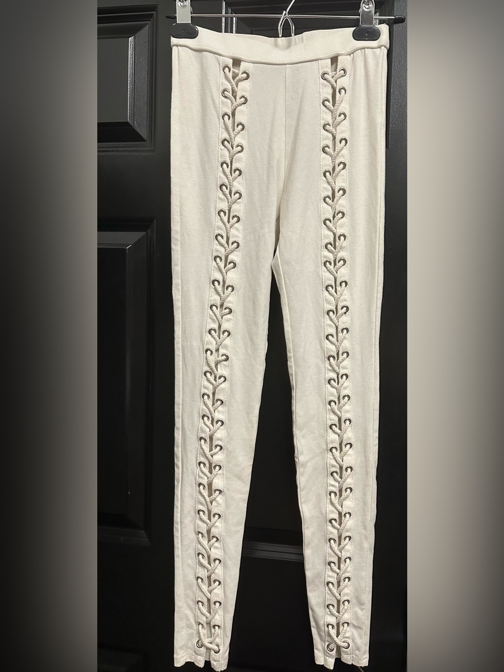 Hot and Delicious Lace-Up Knit Leggings Pull up Pants Silver Grommets XS
